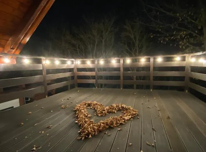 בית נופש Village Light House Omsenie